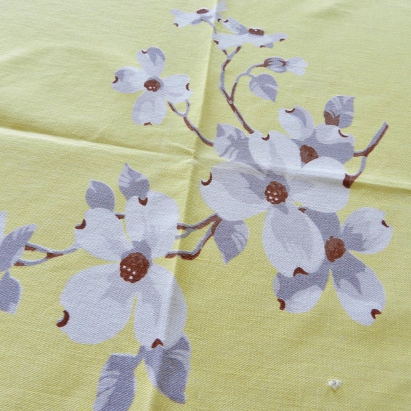 Yellow Wilendur Dogwood Tablecloth, Yellow Vintage Tablecloth, 1950s Cotton Tablecloth, Yellow Dogwood Tablecloth