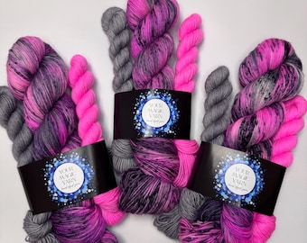 Hand Dyed Yarn Set, indie yarn, Speckled Sock Yarn, 80/20 Merino Nylon, Fingering Weight Indie Yarn for Knitting and Crochet, 400m