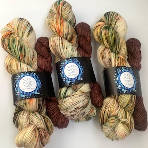 Set 100g and 20g, sock yarn, hand Dyed Sock Yarn, Fingering Sock Yarn, dyed yarn, yarn for socks, merino wool yarn, chocolate and green