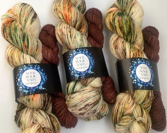 Set 100g and 20g, sock yarn, hand Dyed Sock Yarn, Fingering Sock Yarn, dyed yarn, yarn for socks, merino wool yarn, chocolate and green