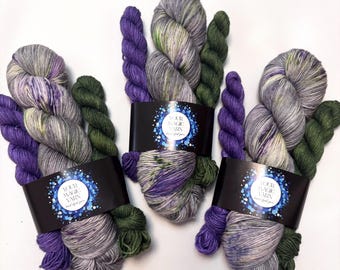 Hand Dyed Sock Yarn Set with Minis, 140g Merino Nylon Yarn, Purple Forest Green Speckled Fingering Weight, Indie Dyed Variegated Yarn