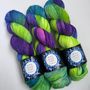 Hand dyed Painted Yarn, Perfect for Socks, 100g Skein, gift for Christmasе, merino blend, socks yarn, gift for a knitter, yarn