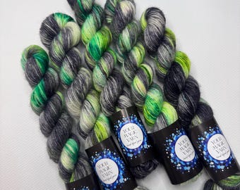 Hand Dyed Yarn, 20 g/80m, Mini Skeins, fingering weight, Sock Yarn for Knitting & Crochet, indie dyed yarn, yarn for socks, gift for her