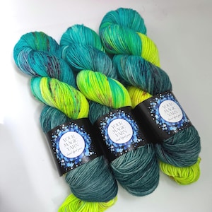 Hand dyed Painted Yarn, Perfect for Socks, 100g Skein, gift for Mather, merino blend, socks yarn, gift for a knitter, yarn, superwash
