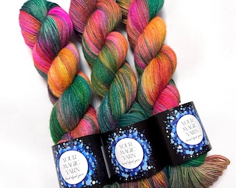 Hand dyed Yarn with Lurex, Perfect for Socks, 100g Skein, gift for Christmasе, merino blend, socks yarn, gift for a knitter, yarn