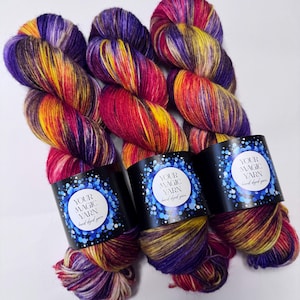 Hand dyed Painted Yarn, Perfect for Socks, 100g Skein, gift for Christmasе, merino blend, socks yarn, gift for a knitter, yarn