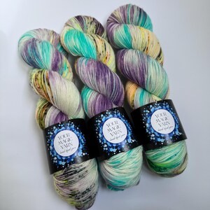 Hand dyed Painted Yarn, Perfect for Socks, 100g Skein, gift for Christmasе, merino blend, socks yarn, gift for a knitter, yarn