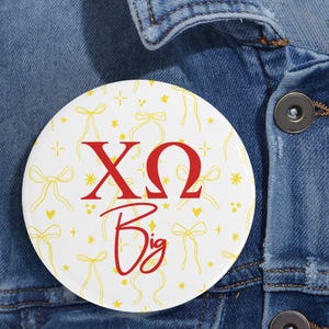 Pin redondo de la hermandad Chi Omega/Accesorio espiritual/Regalo para hermandad universitaria/Regalo para el día de la oferta/Regalo pequeño/Estilo de portón trasero/Pin con letra griega/Reclutamiento