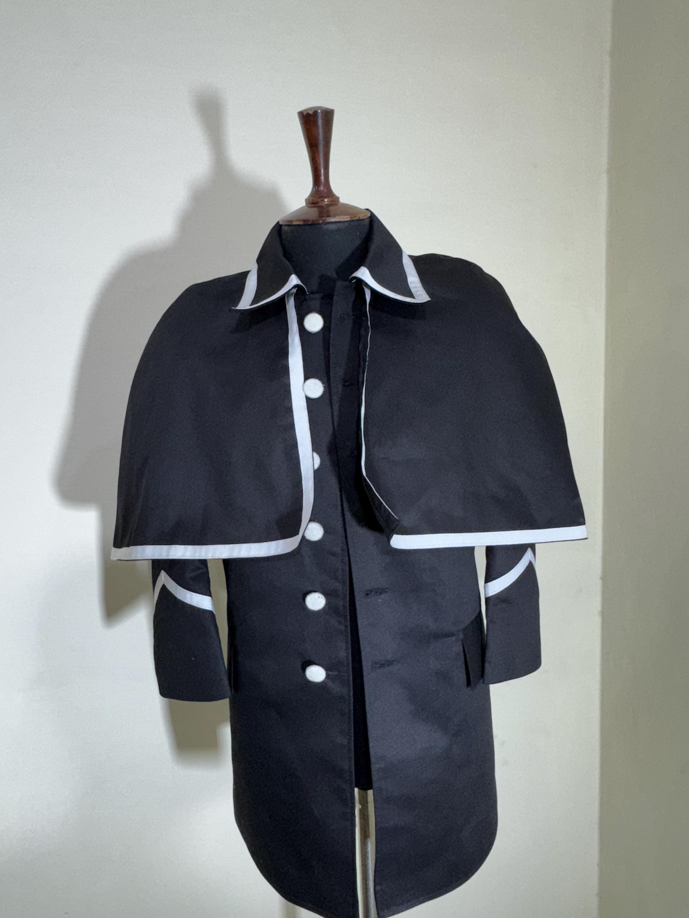 Handmade Wool Inverness Cape Coat – Classic Coachmen Overcoat
