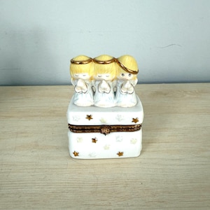 Vintage 3 Angels Trinket Box/ Hinged Porcelain Box from Hallmark/ White and Gold/ Mint Condition