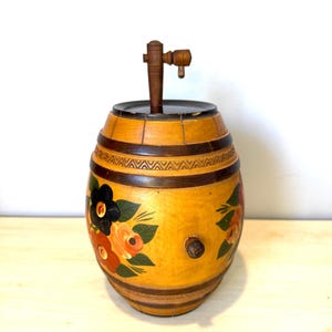 Vintage Decorative Wine Keg with Spigot / Whiskey Barrel / Folk Hand-Painted / Floral Design / Lacquered