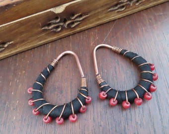 10 Gauge Copper Teardrop Hoop Earrings: Black and Red Silk Wrapped Plugs