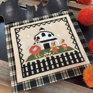 Cluck Cluck Boo Schema punto croce Halloween Hoedown Series: PDF Download immediato