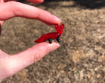 Tiny Glass Fox - Red (divine feminine, goddess, goddess magic, ritual, altar)