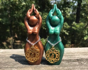 Elen of the Ways Story Goddess Statue (statue, horned goddess, antler goddess, deer goddess)
