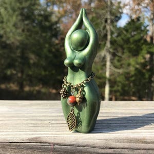 Gaia Story Goddess Statue statue, figurine, Gaea, Earth Goddess, Mother Earth, Earth Mother image 3