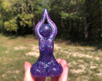 Spellbound Samhain - Devi Meditation Goddess Statue - Semi-Transparent Purple Shimmer with Glitter Blend (Halloween, October, Fall, witch)