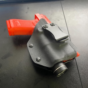 Kydex holster (Glock 17) (IWB)