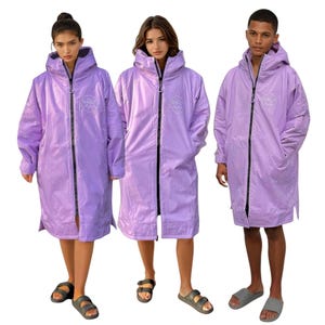 Bata impermeable color lila, bata de baño con forro polar sherpa para natación en aguas bravas, parka de surf cortavientos y abrigo de inmersión para agua fría.