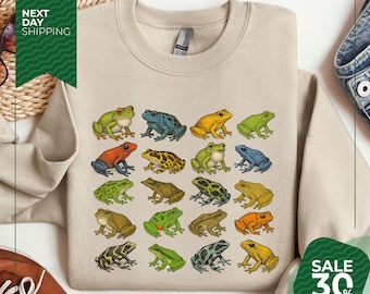 Frog Sweatshirt | Cottagecore Aesthetic Sweatshirt | Frog Lover Gift | Nature Animal Lover Sweatshirt | Outdoorsy Shirt | Vintage Frog Sweat