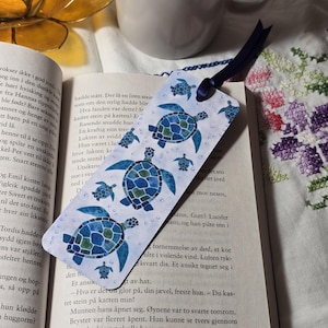 Sea Turtle Bookmark, Watercolor Ocean Art, Gift for Book Lovers, Reader Accessory