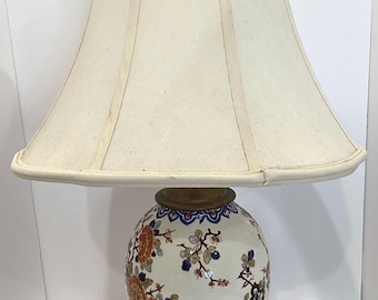 Vintage Imari Hand Painted Porcelain Baluster Table Lamp With Cream Shade