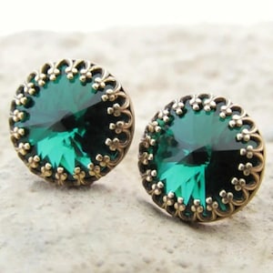 Emerald Green Swarovski Crystal Stud Earrings: Jewelry Gift