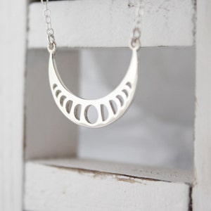 Sterling Silver Moon Phase Festoon Necklace, Celestial Jewelry, Lunar, Astronomy Lovers Gift, Crescent Moon Phase Connector Pendant image 2