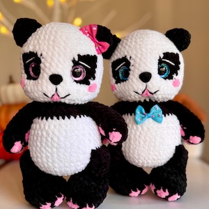 Pareja de pandas de peluche