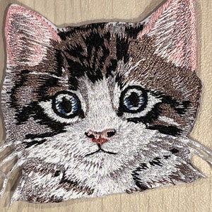 New embroidered smoky gray cat patch applique
