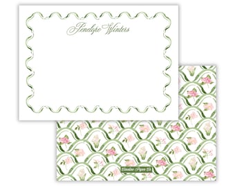 Juego de papelería / Tarjetas personalizadas con diseño floral festoneado en rosa y verde / Papelería elegante Grandmillennial Garden / 5x7 / Incluye sobres