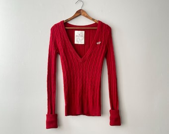 Jersey de punto trenzado rojo con cuello en V de Hollister, estilo años 2000 - talla XS