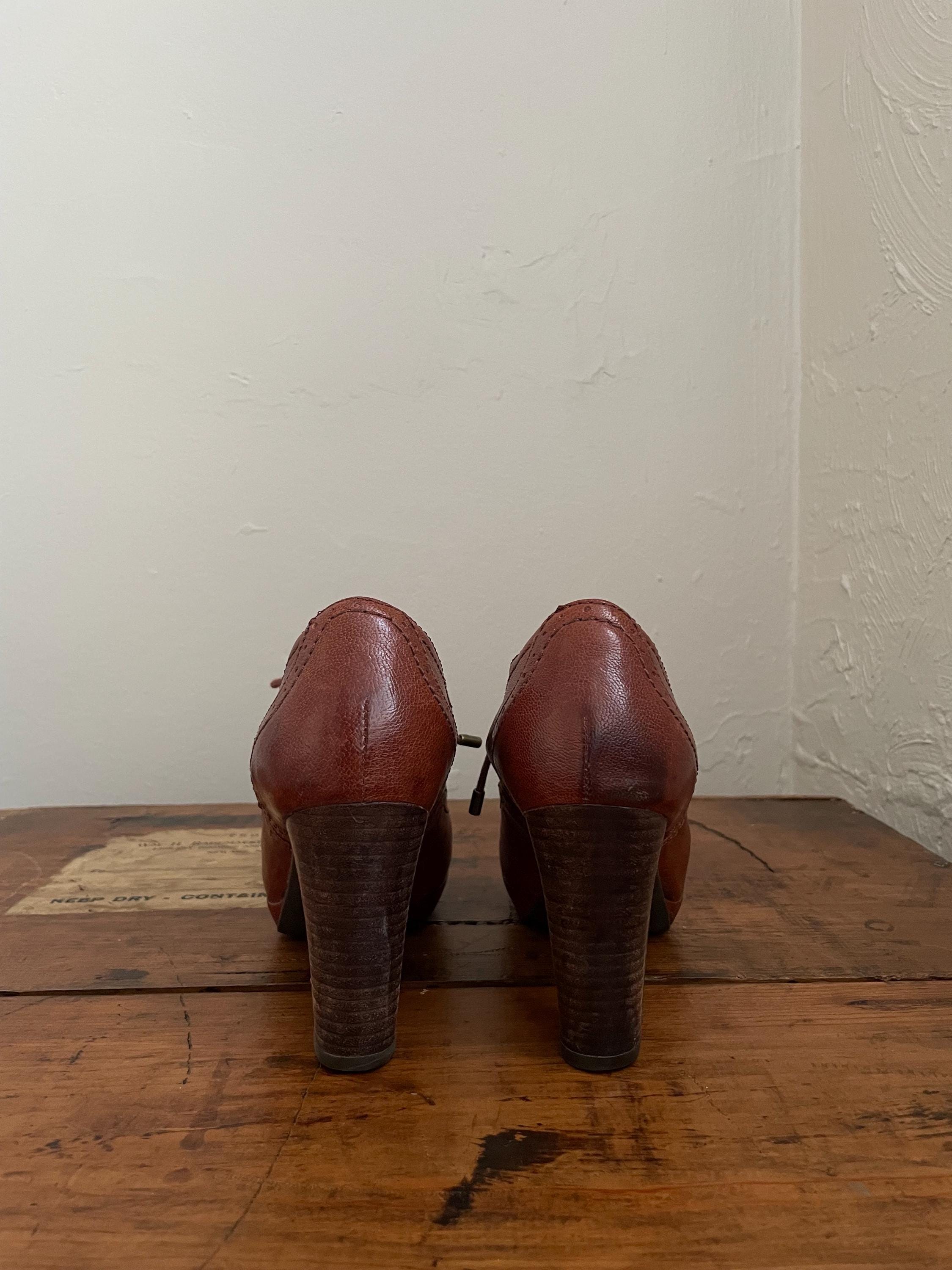 Y2K VINTAGE BROWN LEATHER HEELED LACE UP OXFORDS EARTH SZ. 8 NEW Brown Lace up Platform Oxford Heels – Nectarine Dreams LLC main image 2