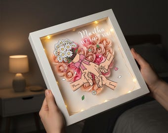 Caja de flores personalizada con forma de corazón de rosa y marco con nombres de niños sosteniendo una mano, caja de sombra "Mamá y niños, los amamos", regalo del Día de la Madre, regalo para la abuela.