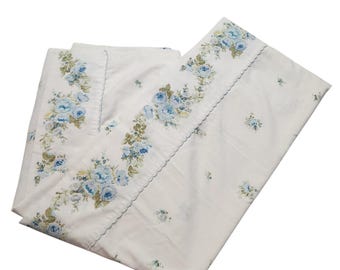 Vintage Fashion Manor Blue Floral Roses Double Flat Sheet JC Penney Perma Press