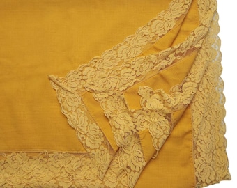Vintage Mid Century Modern Tablecloth Danish 65 X 88 Inch Floral Lace Trim