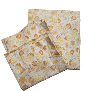 Vintage Yellow Orange Daisy Flower Floral Flat Sheet Double and Pillowcases Set
