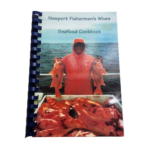 Newport Fishermen’s Wives Seafood Cookbook Oregon 1ª edição 1999