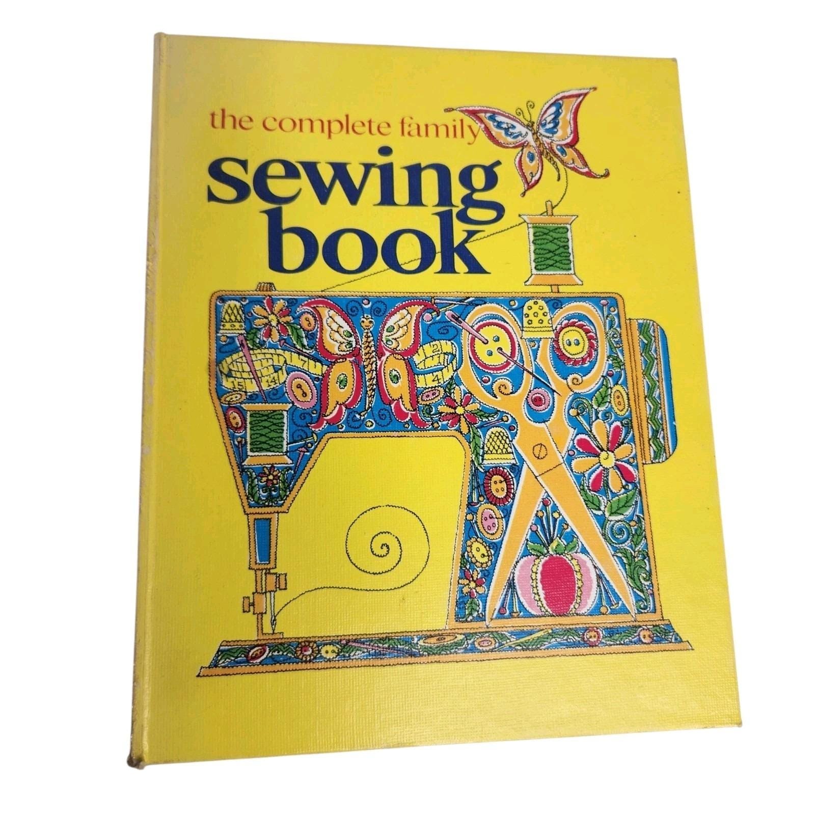Simplicity sewing book 1979 - Etsy 日本