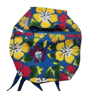 Vintage 90er Jahre Rucksack Geldbörse Hibiskus Hawaii Blumen Print Boho Kordelzug Verstellbarer Riemen