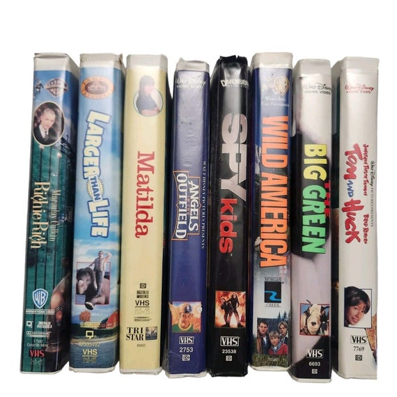 Vintage 8 Kids Childrens VHS Clamshell Classic 90s Movies Richie