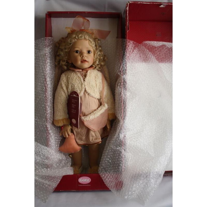 Götz. Elisabeth Lindner Poupon de Collection Vinyl Poupée 41 Cm. État