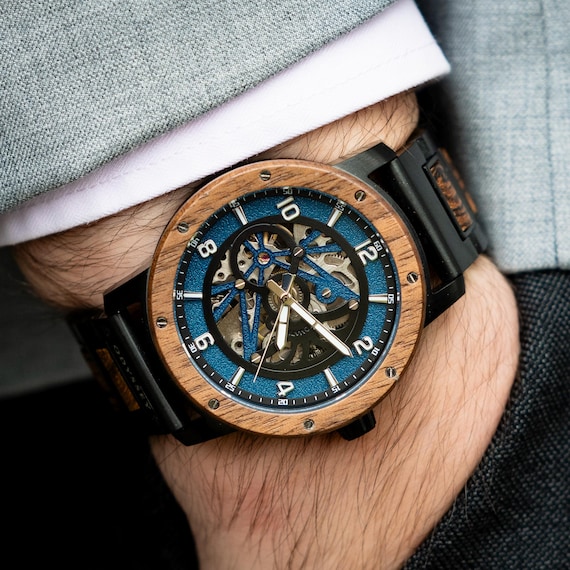 regalos personalizados reloj de madera hombre grabado