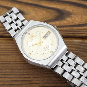 Men&#39;s watch ORIENT 21j self -winding vintage watch day/date nice dial stainless steel case