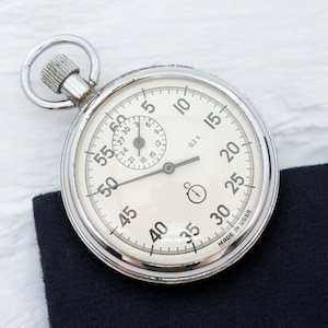 Vintage mechanical stopwatch 50 mm AGAT 4282 Zlatoustovskiy 15 jewels sport watch