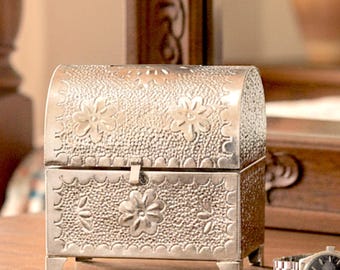 Handmade Mexican Tin Jewelry Box, Rustic Spanish Colonial Treasure Chest, Embossed Metal Keepsake Box, Southwestern Vanity Decor Gift