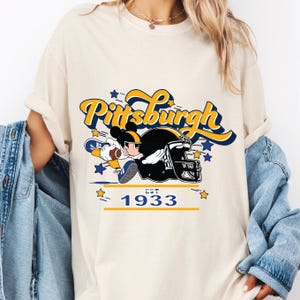 Pittsburgh Football Comfort Colors T-Shirt, Vintage Style Unisex Pittsburgh Crewneck,Gift for Football Fan,Oversized Pittsburgh T-Shirt
