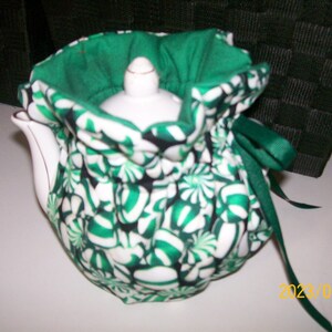 Green Peppermint Small Tea Cozy- Insulated - Reversible