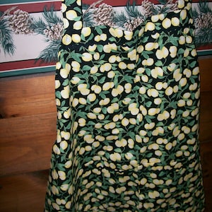 Lemon on Black Adult Full Apron Sz M-L