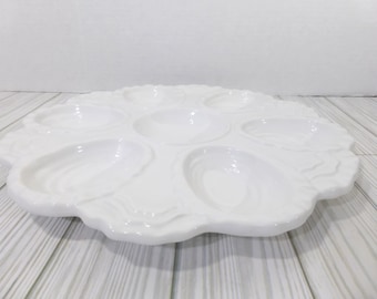 Plato de cerámica blanca para servir ostras Sur La Table